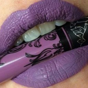 Kat Von D Everlasting Liquid Lipstick - Ayesha 💋